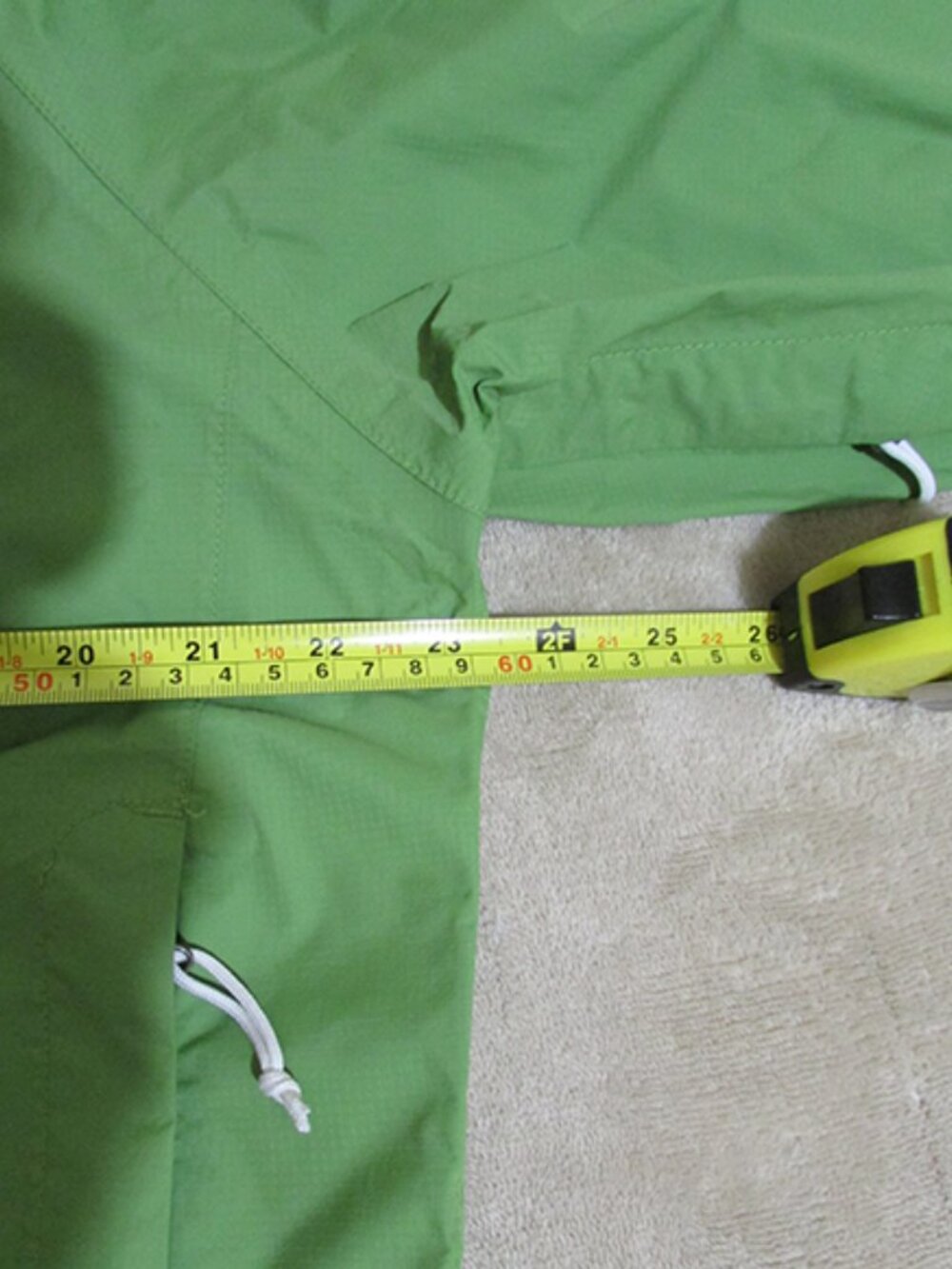 The North Face Women's Light Weight Rain Jacket HyVent DT - Size XL (H0119) - Picture 3 of 6